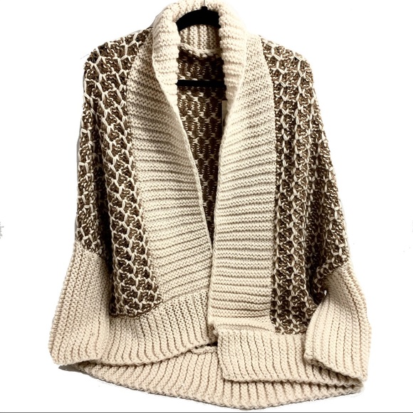 Simply Noelle Sweaters - 🔴 S O L D 🔴